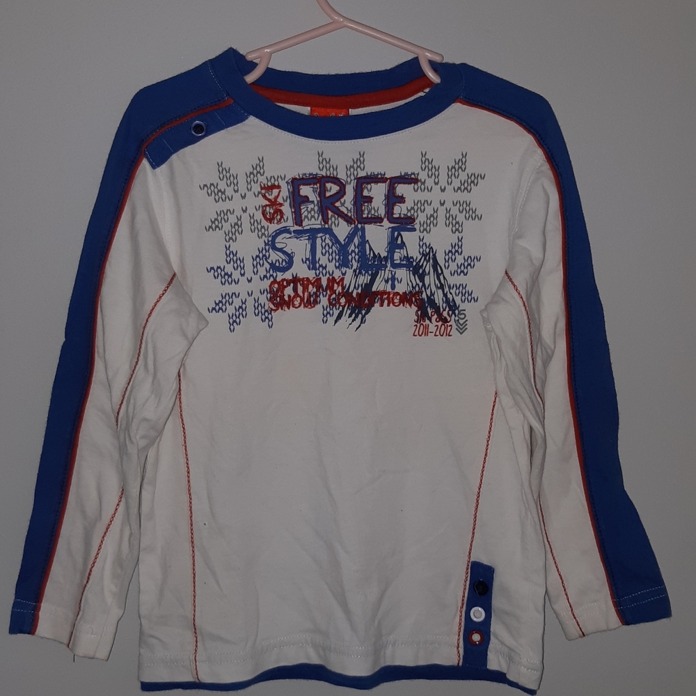 Krickets kids longue sleeve sweater Size 3/4 Y 104-106 cm